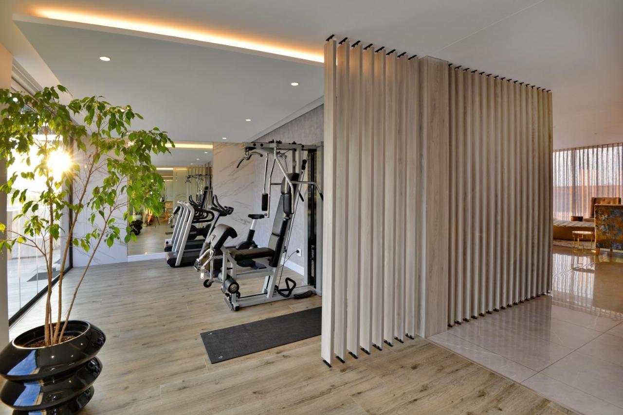 The Houghton Hotel, Spa, Wellness & Golf Joanesburgo Exterior foto A room divider